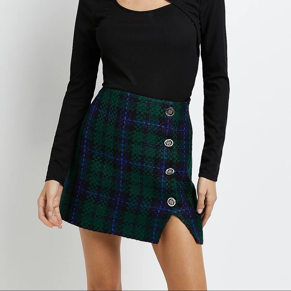 ✨ISO - NOT FOR SALE✨ River Island Skirt